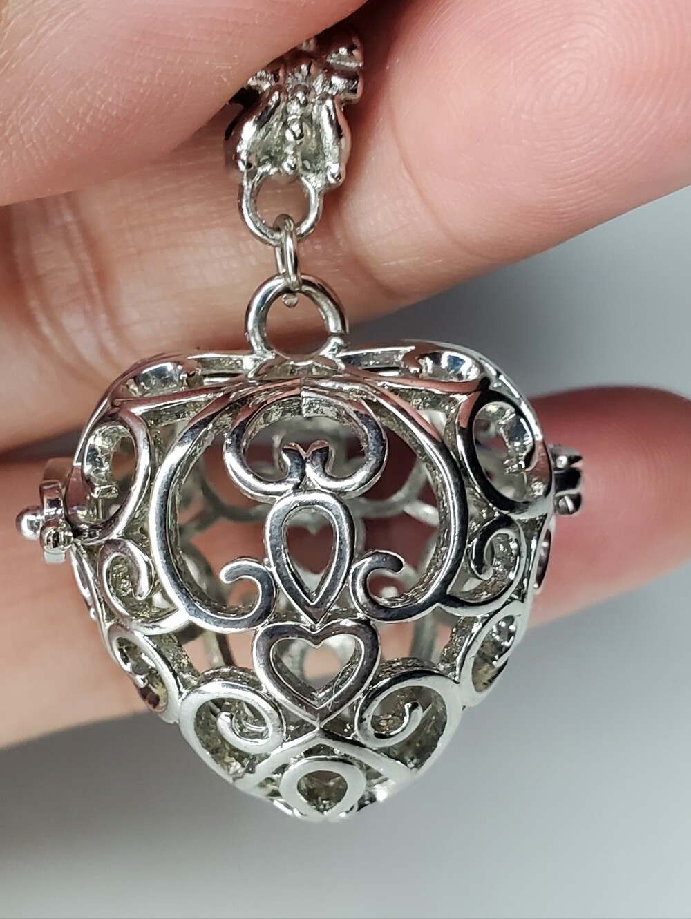 Vtg. Puffy Heart Cage Pendant
